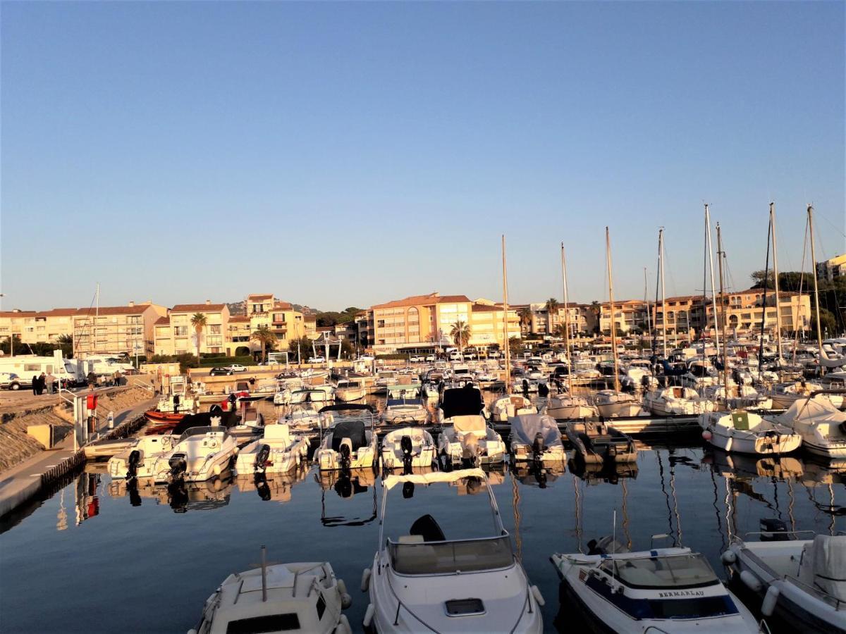 Domaine De La Coudouliere, Vue Mer, Plage, Piscine Et Parc Six-Fours-les-Plages Exterior photo